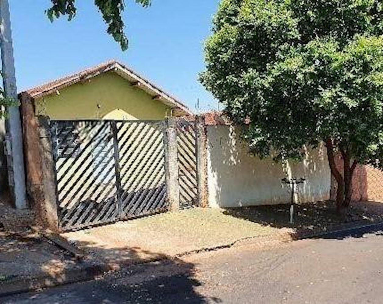 Casa, Jardim do Sol em Itápolis, SP — foto 2 de 8