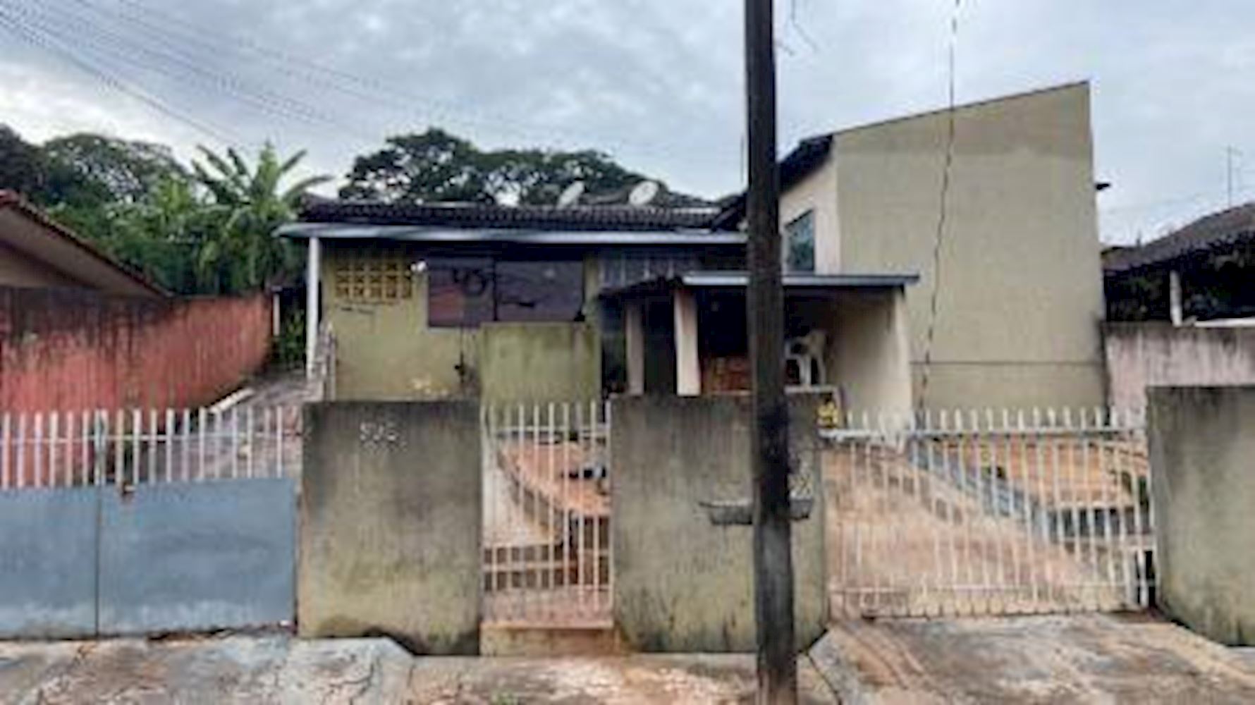 Casa, Jardim Bandeirantes em Arapongas, PR