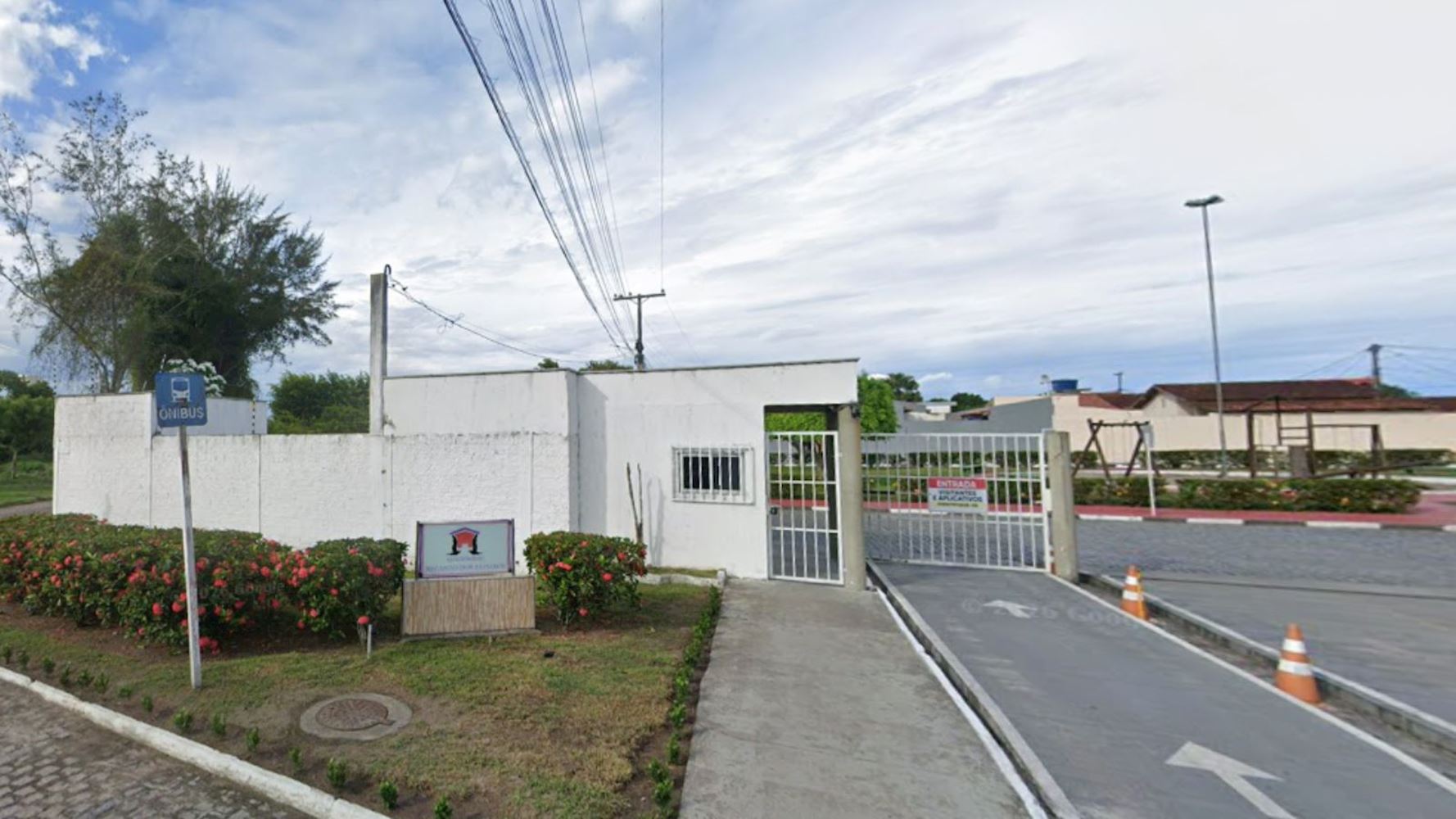 Casa, Recanto dos Pássaros em Feira de Santana, BA — foto 2 de 4