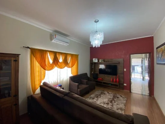 Casa em São Pedro, SP — foto 4 de 8