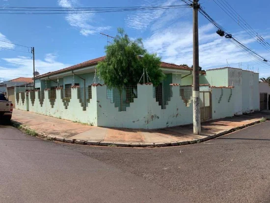 Casa em Jardinópolis, SP — foto 3 de 8