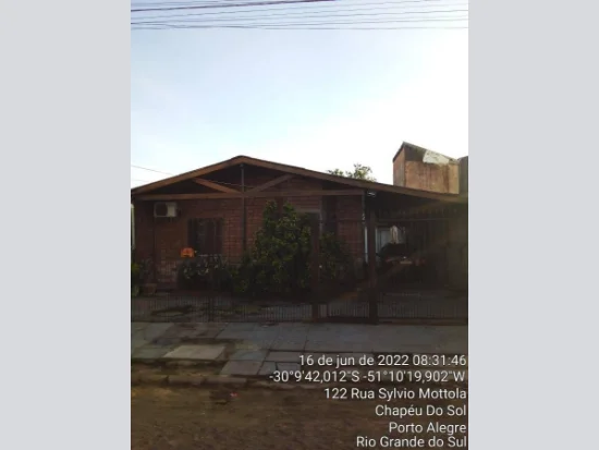 Casa em Porto Alegre, RS — foto 5 de 8