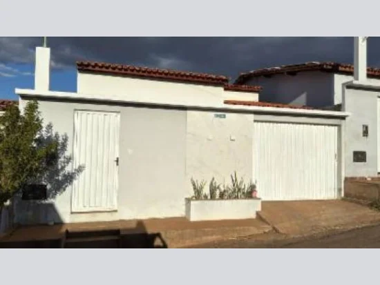 Casa em Ibiassucê, BA — foto 3 de 8