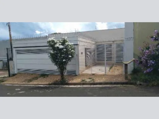 Casa em Marília, SP — foto 4 de 8
