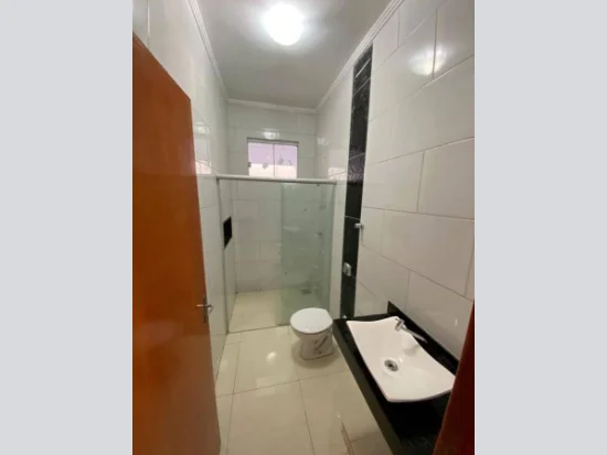 Casa em Itumbiara, GO — foto 3 de 8