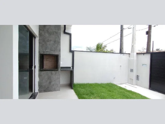 Casa em Peruíbe, SP — foto 6 de 8