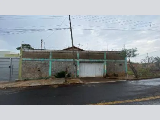 Casa em Araguaína, TO — foto 2 de 4