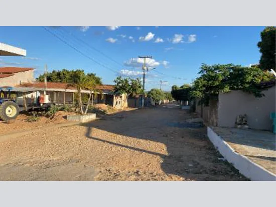 Prédio em Buritizeiro, MG — foto 2 de 8