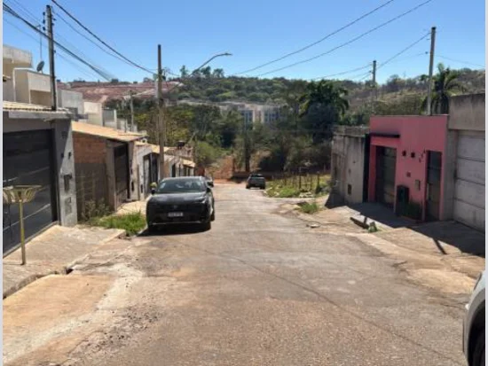 Casa em Nova Serrana, MG — foto 4 de 6