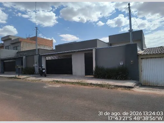 Casa em Caldas Novas, MG — foto 3 de 7