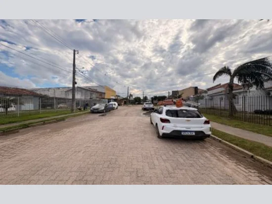Casa em Pelotas, RS — foto 4 de 7