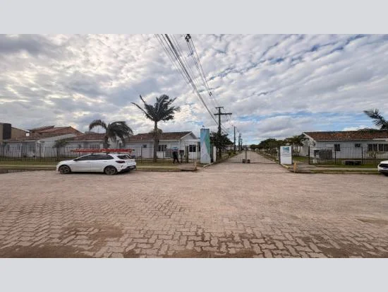 Casa em Pelotas, RS — foto 2 de 7