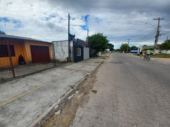 Casa em Pelotas, RS — foto 2 de 5