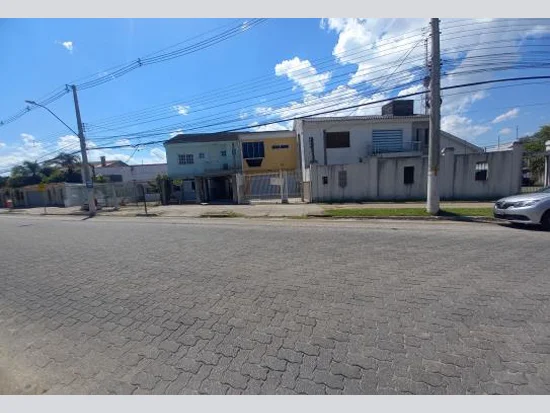 Casa em Pelotas, RS — foto 3 de 8