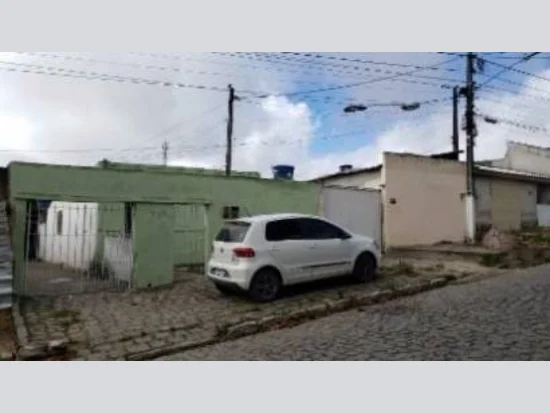 Casa em Garanhuns, PE — foto 3 de 3