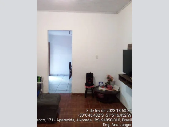 Casa em Alvorada, RS — foto 2 de 8