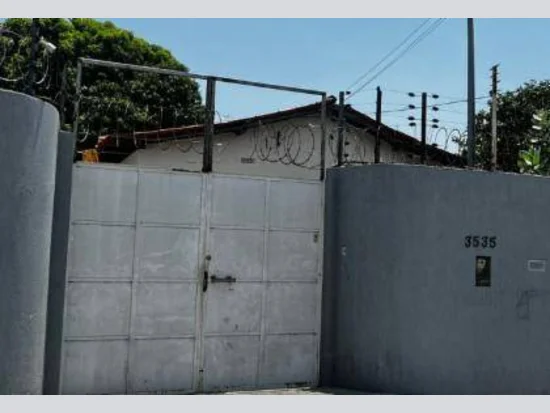 Casa em Teresina, PI — foto 2 de 5