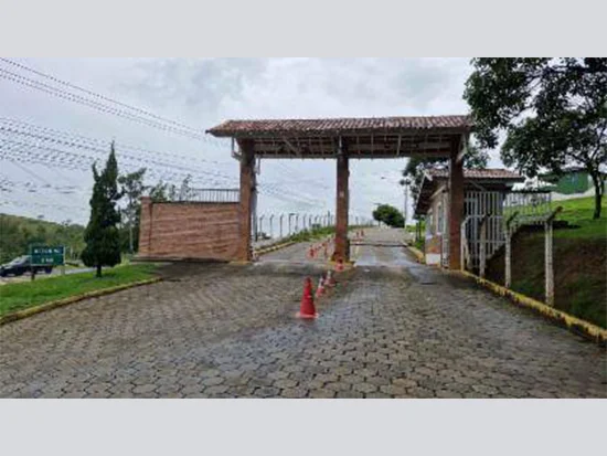 Casa em Cachoeira Paulista, SP — foto 3 de 8