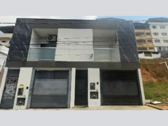 Casa em Leopoldina, MG — foto 2 de 8