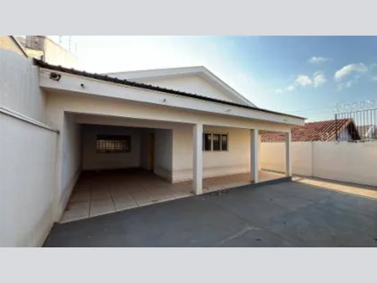 Casa em Matão, SP — foto 2 de 8