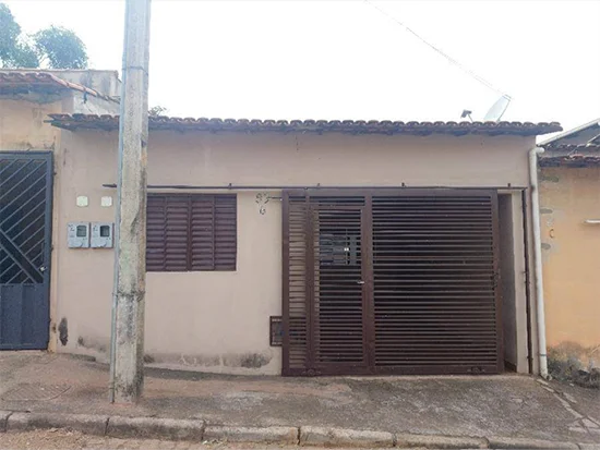 Casa em Passa Tempo, MG — foto 3 de 8