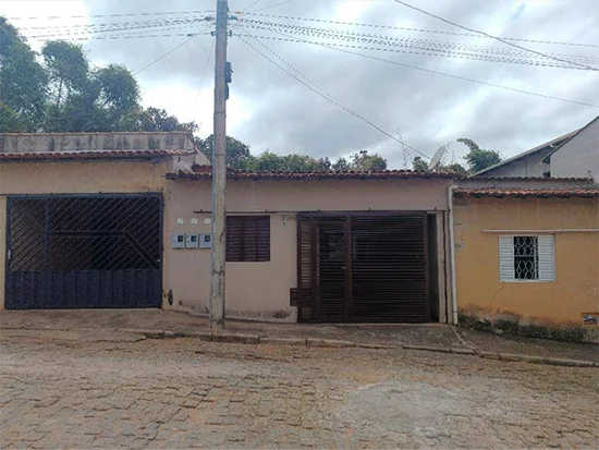 Casa em Passa Tempo, MG — foto 5 de 8