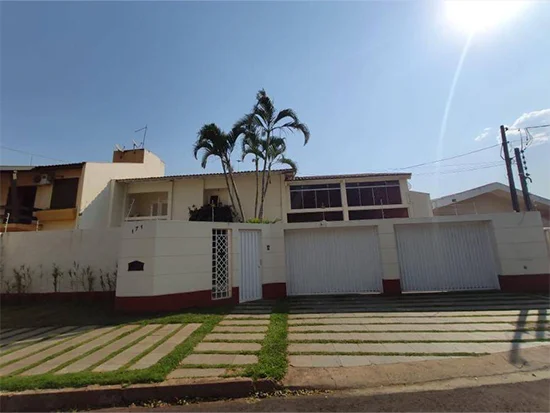 Casa em Londrina, PR — foto 3 de 8