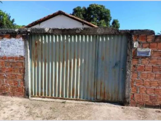 Casa em Urucuia, MG — foto 8 de 8