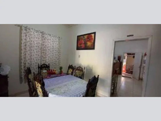 Casa em Assis, SP — foto 7 de 8