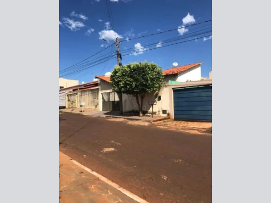 Casa em Quirinópolis, GO — foto 8 de 8
