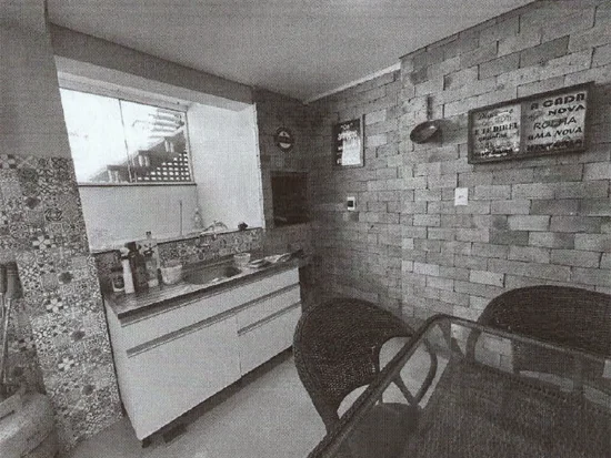 Casa em São José, SC — foto 7 de 8