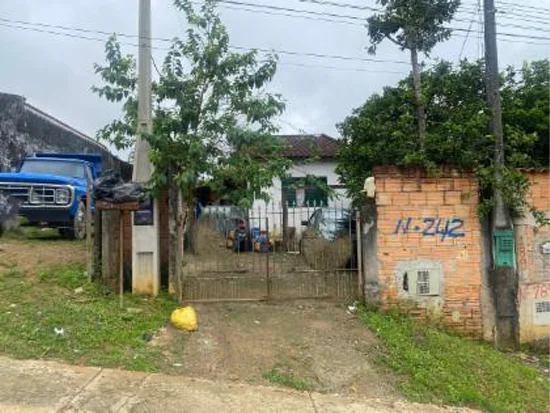 Casa em Registro, SP — foto 2 de 5