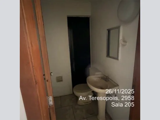 Comercial em Porto Alegre, RS — foto 2 de 8