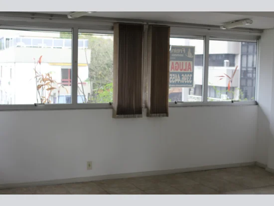 Comercial em Porto Alegre, RS — foto 4 de 7