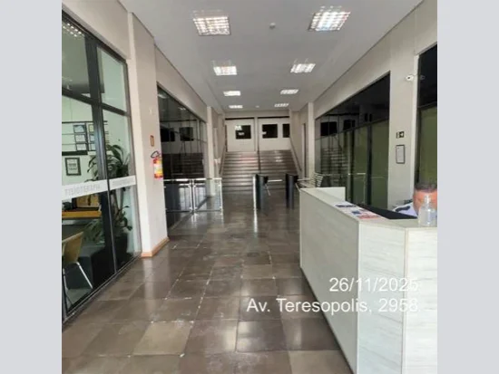 Comercial em Porto Alegre, RS — foto 3 de 8