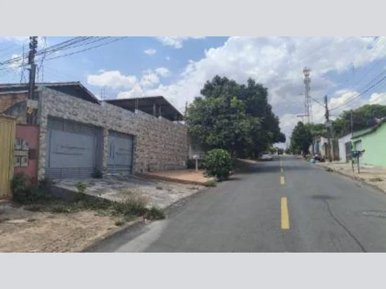 Casa em Goiânia, GO — foto 2 de 3