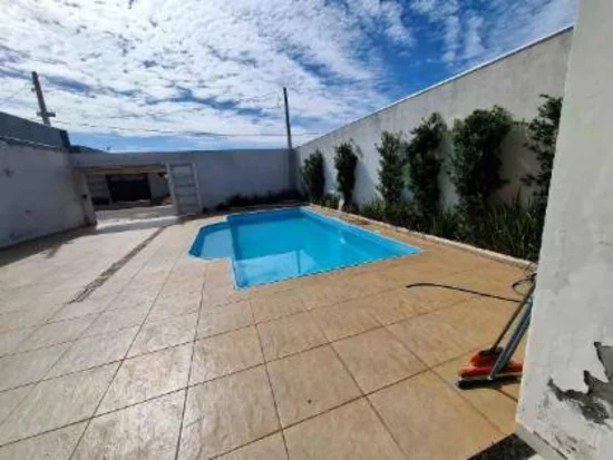 Casa em Promissão, SP — foto 2 de 8