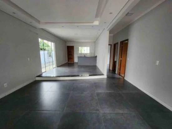 Casa em Joinville, SC — foto 5 de 8