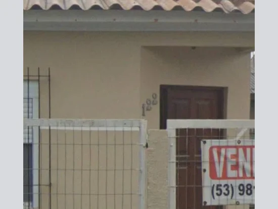 Casa em Pelotas, RS — foto 2 de 4