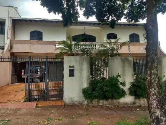 Casa em Londrina, PR — foto 7 de 8