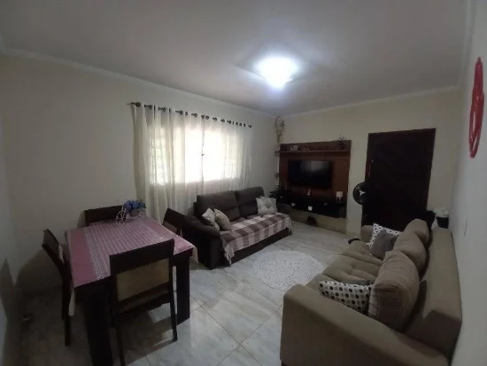 Casa em Santa Isabel, SP — foto 2 de 8