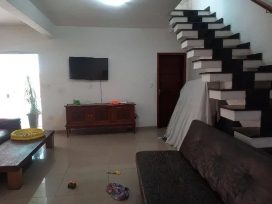 Casa em Peruíbe, SP — foto 7 de 8