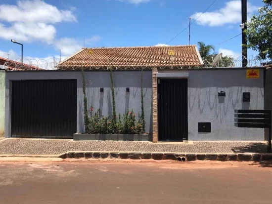 Casa em Goiatuba, GO — foto 6 de 8
