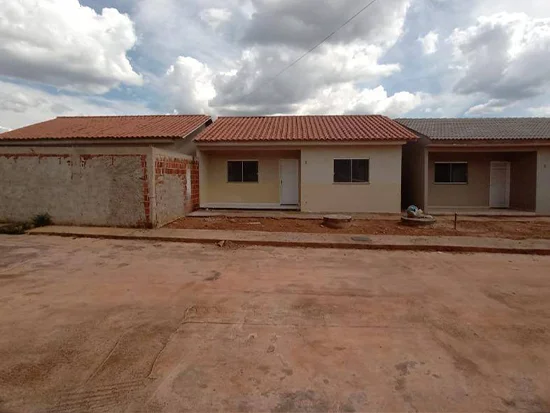 Casa em Águas Lindas de Goiás, GO — foto 5 de 8