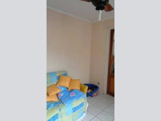 Casa em Canoas, RS — foto 7 de 8