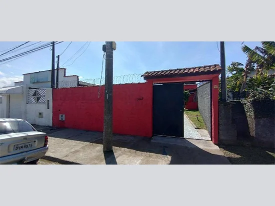 Casa em Peruíbe, SP — foto 3 de 8