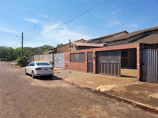 Casa em Santa Helena de Goiás, GO — foto 2 de 8