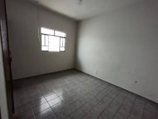 Casa em Cruzeiro, SP — foto 8 de 8