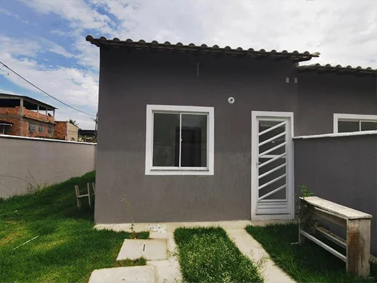 Casa em São Gonçalo, RJ — foto 2 de 8