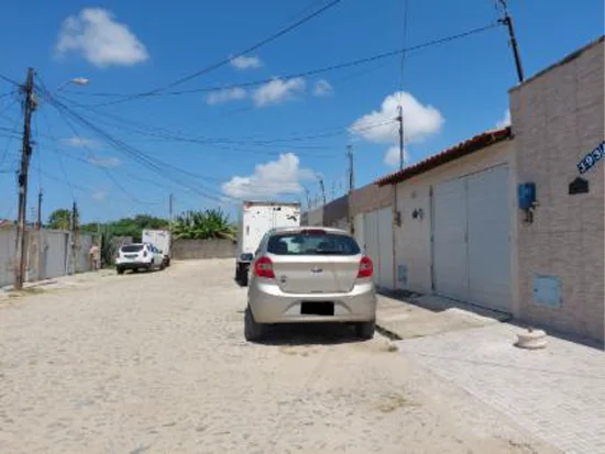 Casa em Fortaleza, CE — foto 2 de 4